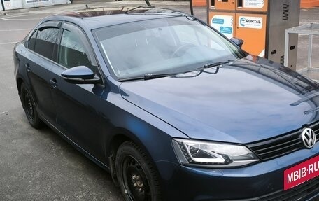 Volkswagen Jetta VI, 2012 год, 720 000 рублей, 2 фотография