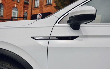 Volkswagen Tiguan II, 2021 год, 3 100 000 рублей, 11 фотография