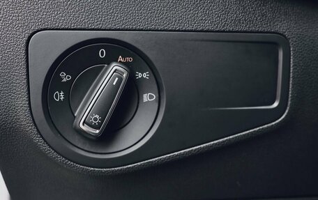 Volkswagen Tiguan II, 2021 год, 3 100 000 рублей, 15 фотография