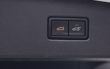 Volkswagen Tiguan II, 2021 год, 3 100 000 рублей, 39 фотография