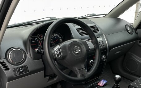 Suzuki SX4 II рестайлинг, 2013 год, 915 000 рублей, 15 фотография