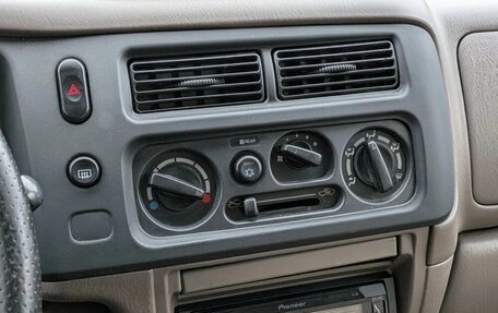 Mitsubishi Pajero Sport II рестайлинг, 1999 год, 530 000 рублей, 13 фотография