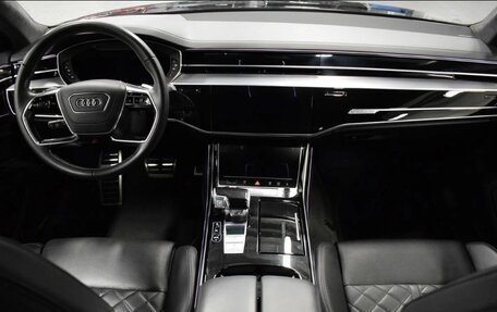 Audi S8, 2019 год, 9 500 000 рублей, 9 фотография
