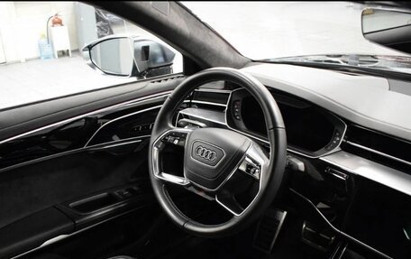 Audi S8, 2019 год, 9 500 000 рублей, 23 фотография