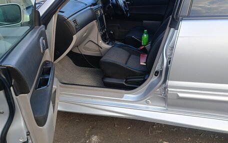 Subaru Forester, 2002 год, 750 000 рублей, 11 фотография