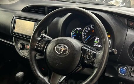 Toyota Vitz, 2017 год, 1 217 000 рублей, 13 фотография