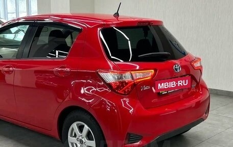 Toyota Vitz, 2017 год, 1 217 000 рублей, 31 фотография