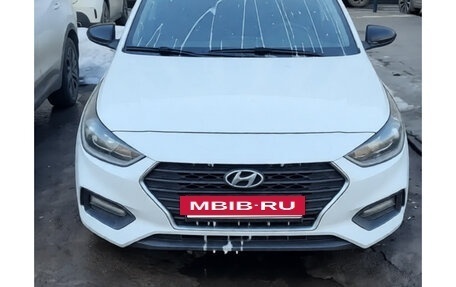 Hyundai Solaris II рестайлинг, 2018 год, 670 000 рублей, 2 фотография