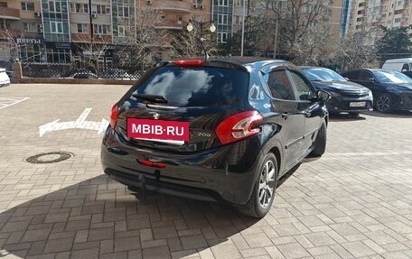 Peugeot 208 II, 2013 год, 690 000 рублей, 5 фотография