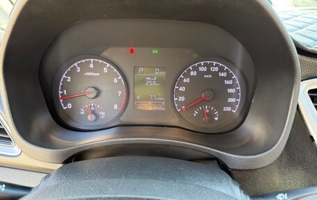 Hyundai Solaris II рестайлинг, 2018 год, 800 000 рублей, 7 фотография