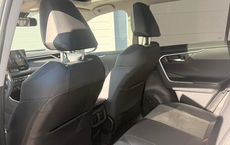 Toyota RAV4, 2025 год, 4 350 000 рублей, 11 фотография