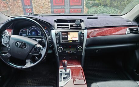 Toyota Camry, 2011 год, 1 300 000 рублей, 14 фотография