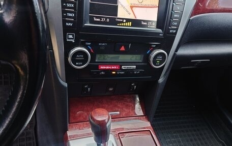 Toyota Camry, 2011 год, 1 300 000 рублей, 7 фотография