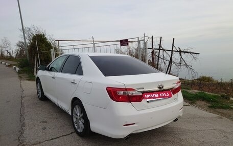 Toyota Camry, 2011 год, 1 300 000 рублей, 32 фотография