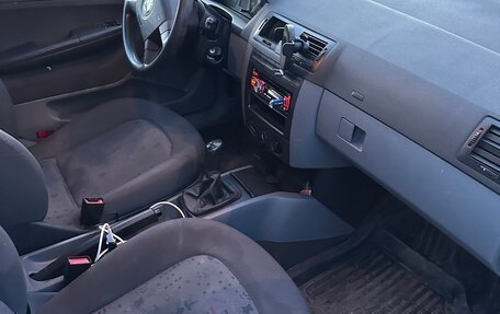 Skoda Fabia I, 2003 год, 220 000 рублей, 8 фотография