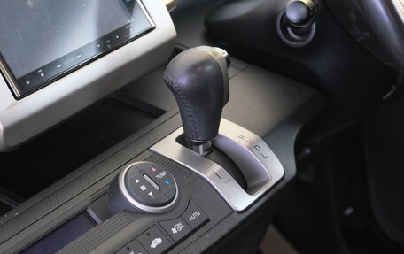 Honda Freed I, 2015 год, 1 629 000 рублей, 16 фотография