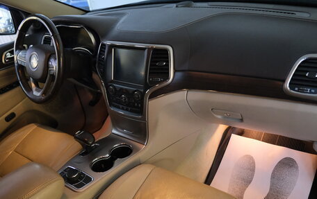 Jeep Grand Cherokee, 2013 год, 2 699 000 рублей, 20 фотография