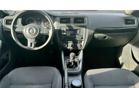 Volkswagen Jetta VI, 2014 год, 890 000 рублей, 15 фотография