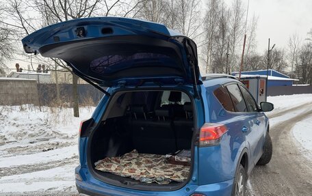 Toyota RAV4, 2015 год, 2 250 000 рублей, 1 фотография