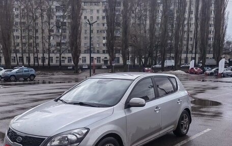 KIA cee'd I рестайлинг, 2010 год, 570 000 рублей, 1 фотография