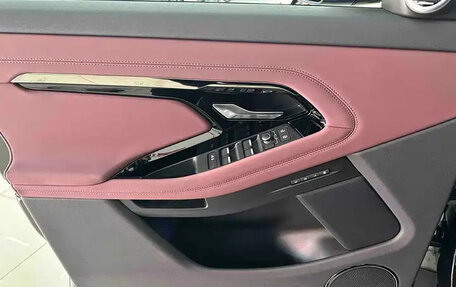 Land Rover Range Rover Evoque II, 2026 год, 5 940 000 рублей, 9 фотография