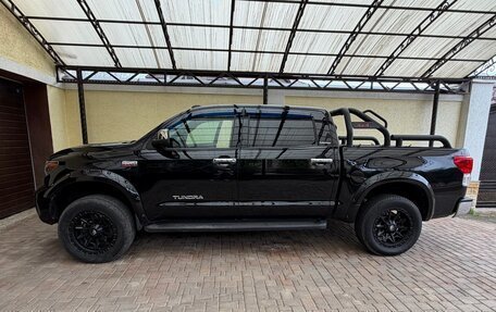 Toyota Tundra II, 2013 год, 4 000 000 рублей, 2 фотография