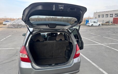 Honda Fit III, 2002 год, 420 000 рублей, 10 фотография