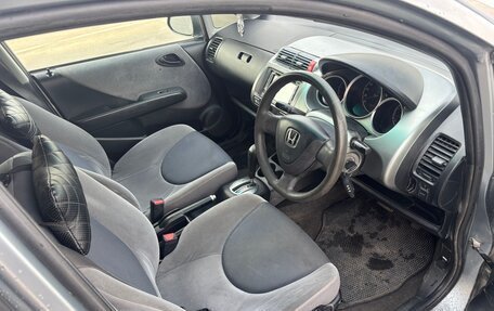 Honda Fit III, 2002 год, 420 000 рублей, 18 фотография