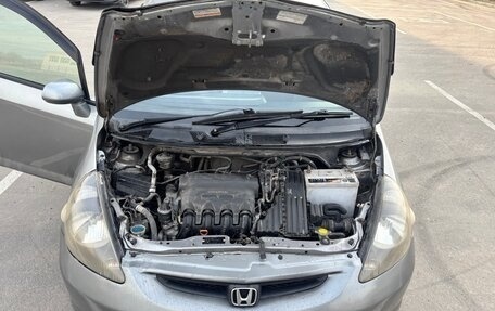 Honda Fit III, 2002 год, 420 000 рублей, 14 фотография