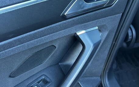 Volkswagen Tiguan II, 2019 год, 2 299 000 рублей, 15 фотография