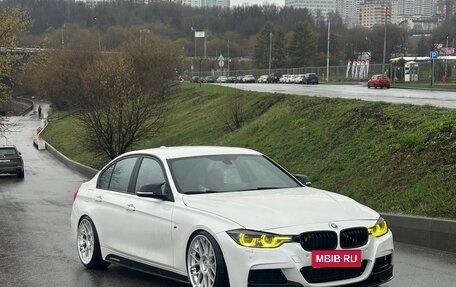 BMW 3 серия, 2018 год, 3 250 000 рублей, 2 фотография