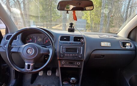 Volkswagen Polo VI (EU Market), 2015 год, 350 000 рублей, 6 фотография