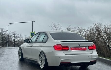 BMW 3 серия, 2018 год, 3 250 000 рублей, 4 фотография