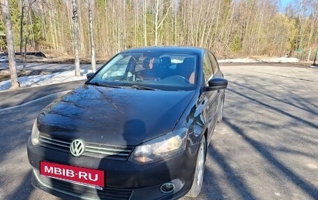 Volkswagen Polo VI (EU Market), 2015 год, 350 000 рублей, 2 фотография