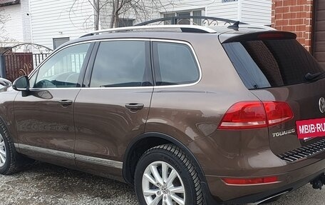Volkswagen Touareg III, 2011 год, 2 250 000 рублей, 3 фотография