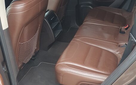 Volkswagen Touareg III, 2011 год, 2 250 000 рублей, 10 фотография