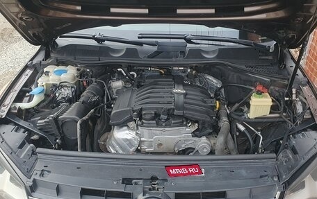 Volkswagen Touareg III, 2011 год, 2 250 000 рублей, 17 фотография