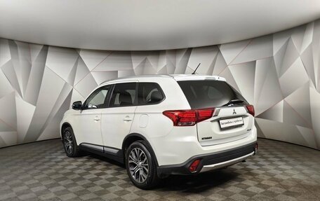 Mitsubishi Outlander III рестайлинг 3, 2015 год, 1 559 000 рублей, 4 фотография