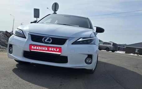 Lexus CT I рестайлинг, 2012 год, 1 300 000 рублей, 7 фотография