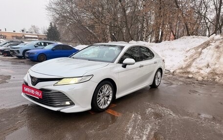 Toyota Camry, 2018 год, 3 070 000 рублей, 12 фотография