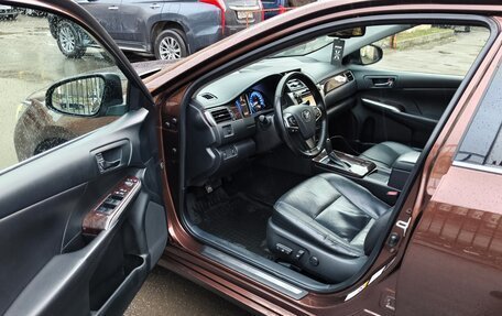 Toyota Camry, 2017 год, 2 100 000 рублей, 14 фотография