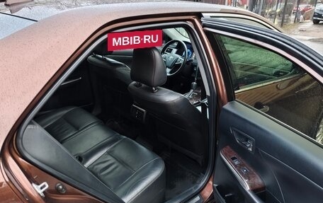 Toyota Camry, 2017 год, 2 100 000 рублей, 10 фотография