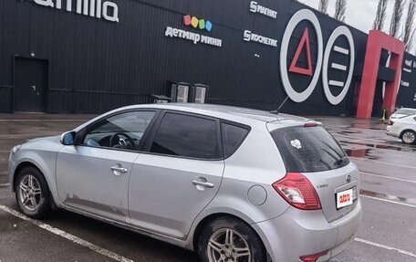 KIA cee'd I рестайлинг, 2010 год, 570 000 рублей, 2 фотография