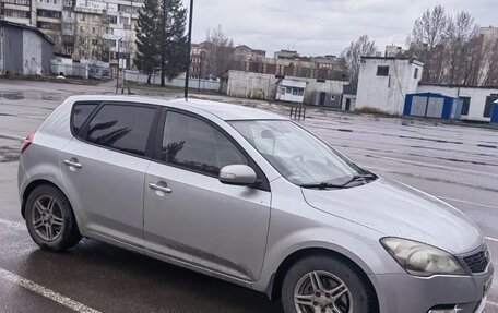 KIA cee'd I рестайлинг, 2010 год, 570 000 рублей, 7 фотография