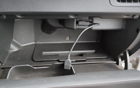 Volkswagen Polo VI (EU Market), 2012 год, 900 000 рублей, 12 фотография