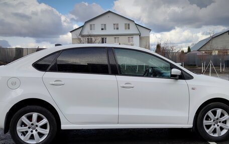 Volkswagen Polo VI (EU Market), 2012 год, 900 000 рублей, 3 фотография