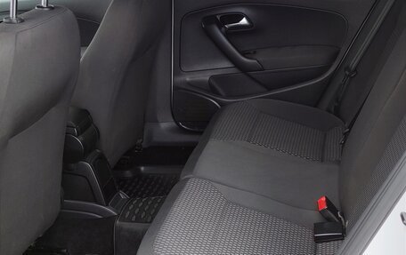 Volkswagen Polo VI (EU Market), 2012 год, 900 000 рублей, 13 фотография