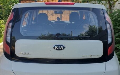 KIA Soul II рестайлинг, 2016 год, 1 300 000 рублей, 3 фотография