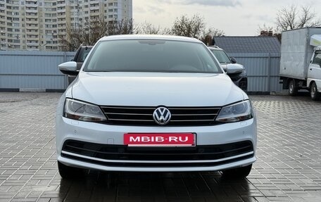 Volkswagen Jetta VI, 2016 год, 1 280 000 рублей, 2 фотография