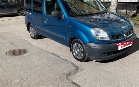 Renault Kangoo II рестайлинг, 2004 год, 345 000 рублей, 2 фотография